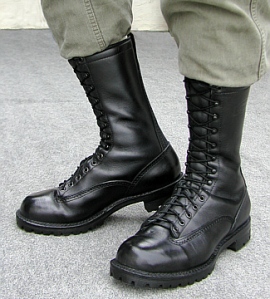 Photo from the BIG BLACK BOOTS website at www.boot.com